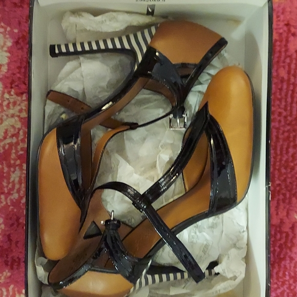 Oh...Deer Mary Jane black patent-leather & tan - Picture 4 of 9